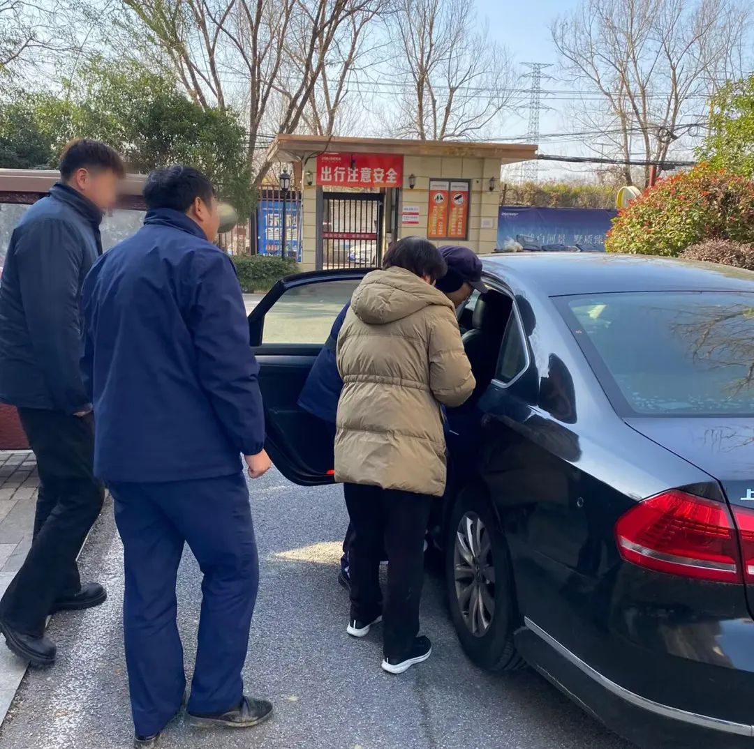 春节里的绿都物业：以爱之名，温暖相伴