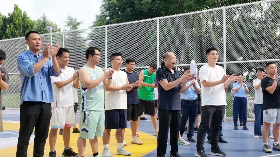 「篮」不住的热爱！绿都澜湾篮球社正式成团