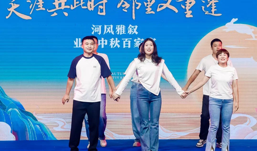 绿都业主达人秀丨跟着麦麦看现场